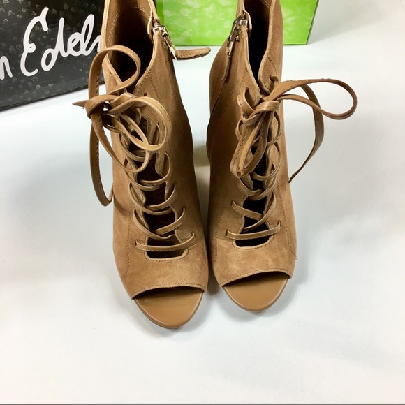 I ACCEPT OFFERS Sam Edelman Lace Up heels - Picture 3 of 7